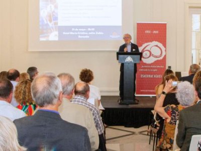 acto_empresas